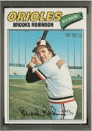 022851 - 1977 TOPPS #285 BROOKS ROBINSON - PSA NM-MINT 8 - PC